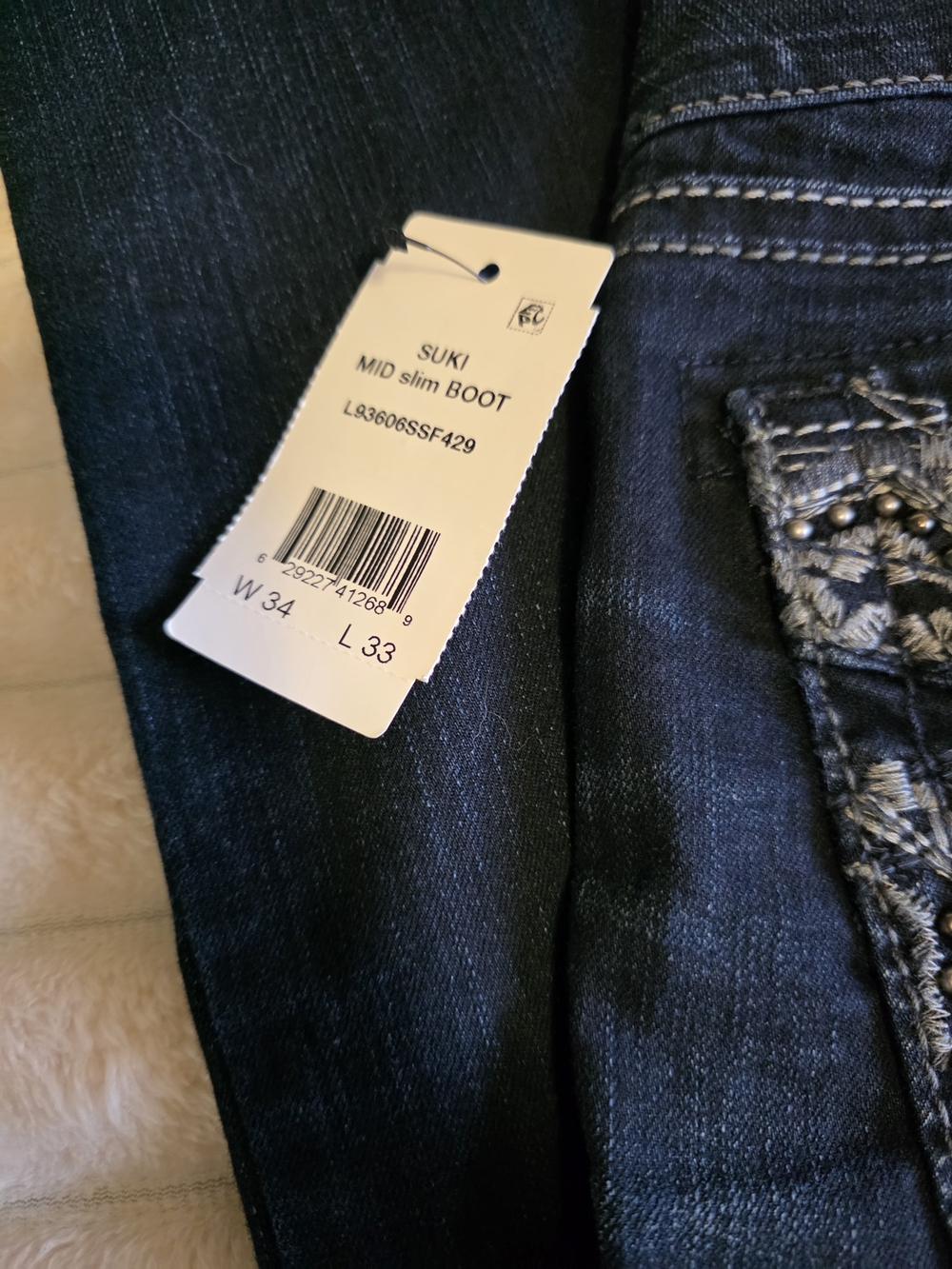 Silver Jeans Dark Blue Embroidered Back Pocket Jeans - Picture 7 of 16